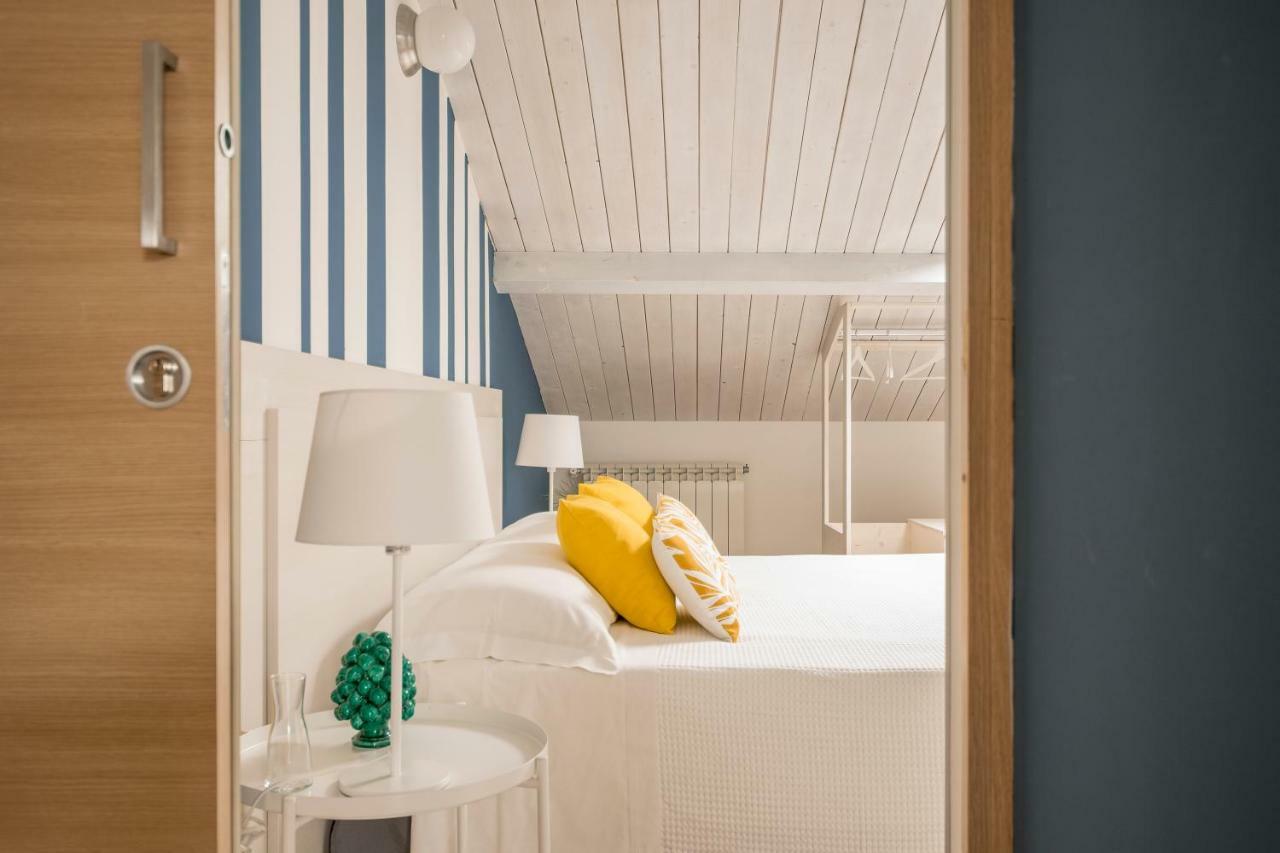 Civico 64 Bed & Breakfast In Mansarda Palmi Zewnętrze zdjęcie
